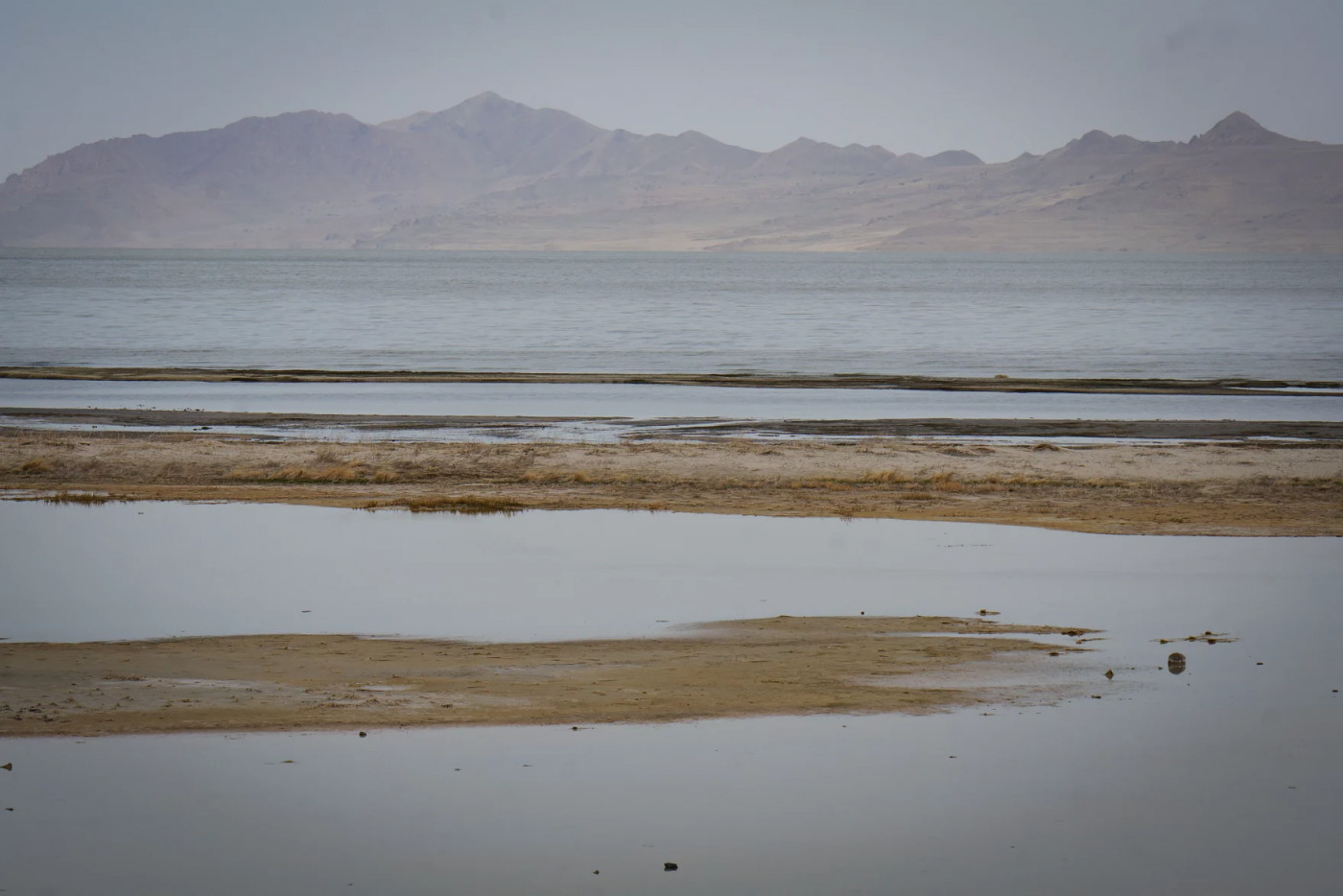 Great Salt Lake at the Black Rock historic site along the California Trail looking toward Antelope Island, March 29, 2025. (David Condos/KUER)