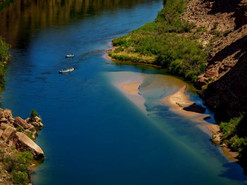 (Trent Nelson | The Salt Lake Tribune) Rafts on the Colorado River as seen from Navajo Bridge in Ariz. on Tuesday, May 20, 2025. (Trent Nelson | The Salt Lake Tribune) Rafts on the Colorado River as seen from Navajo Bridge in Ariz. on Tuesday, May 20, 2025.