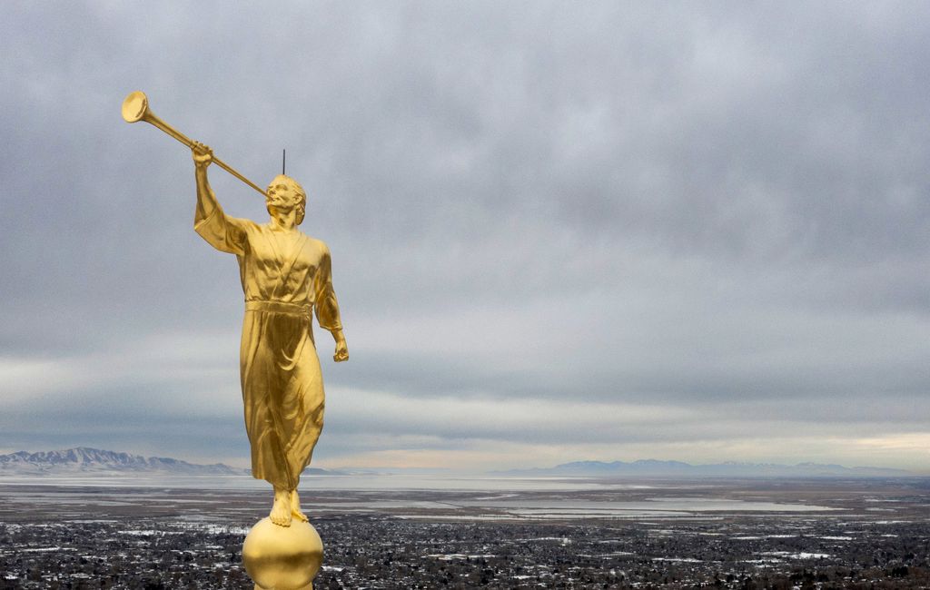 (Leah Hogsten | The Salt Lake Tribune) The Angel Moroni atop The Church of Jesus Christ of Latter-day Saints' Bountiful Temple is shown in December 2022 with the shriveling Great Salt Lake in the background. A dying Great Salt Lake could make the historic home of The Church of Jesus Christ of Latter-day Saints uninhabitable. What is the Utah-based faith doing to prevent it — and what do environmentalists think it should do?